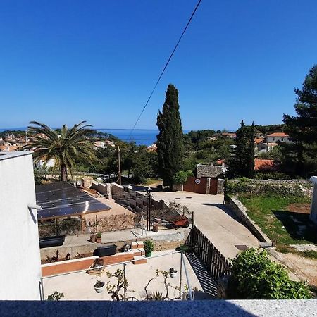 Apartment Pinoapplosinj Veli Losinj Bagian luar foto