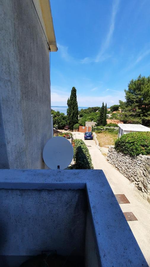 Apartment Pinoapplosinj Veli Losinj Bagian luar foto
