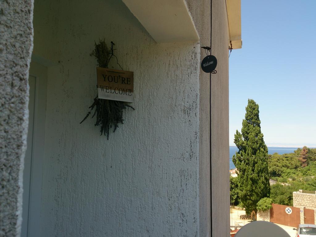 Apartment Pinoapplosinj Veli Losinj Bagian luar foto